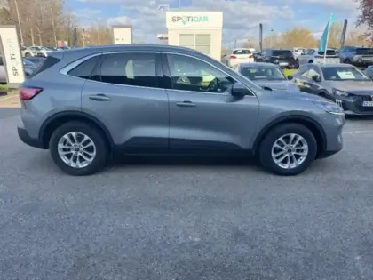 Photo 5 Ford Kuga  1.5 EcoBoost 182 S&S 4x4 BVA6 Titanium