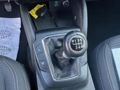 Photo 13 Ford Kuga  1.5 EcoBoost 182 S&S 4x4 BVA6 Titanium