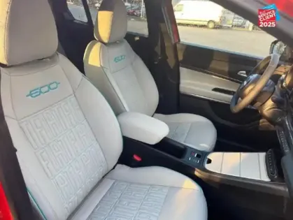 Photo 8 Fiat 600  e 156ch 54kWh La Prima