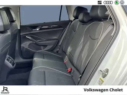 Photo 22 Volkswagen Passat  1.5 eHybrid 204 DSG6