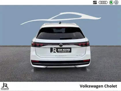 Photo 29 Volkswagen Passat  1.5 eHybrid 204 DSG6