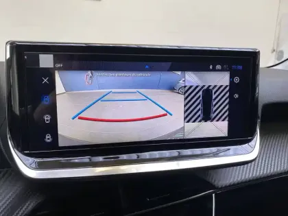 Photo 15 Peugeot 208  Hybrid 100 e-DCS6