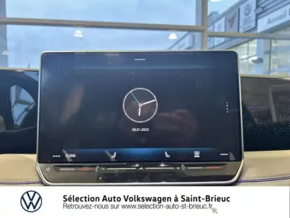 Photo 14 Volkswagen Tiguan  2.0 TDI 150ch R-Line Edition DSG7