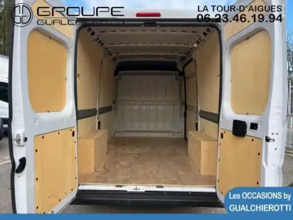 Photo 20 Citroën Jumper  Fg 30 L2H2 2.2 BlueHDi 140 S&S Club