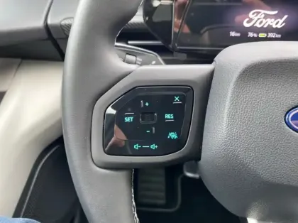 Photo 16 Ford Capri 286ch Extended Range 77kW Pack Premium RWD