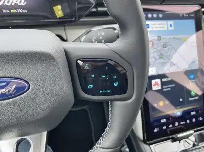 Photo 17 Ford Capri 286ch Extended Range 77kW Pack Premium RWD