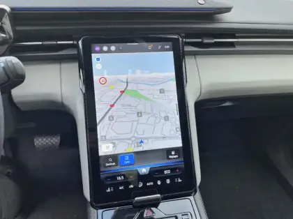 Photo 3 Ford Explorer 340ch 79kWh Extended Range Pack Premium AWD