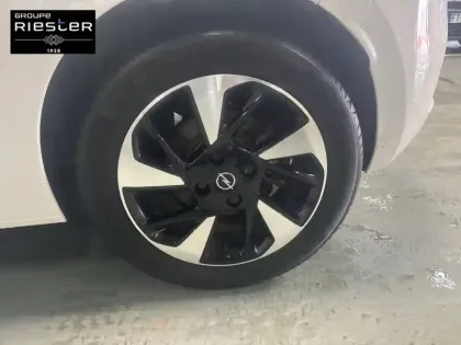 Photo 32 Opel Corsa Gén. VI Ph1 Edition 5