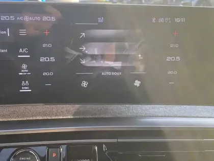 Photo 14 Peugeot 3008  Hybrid 136 e-DCS6