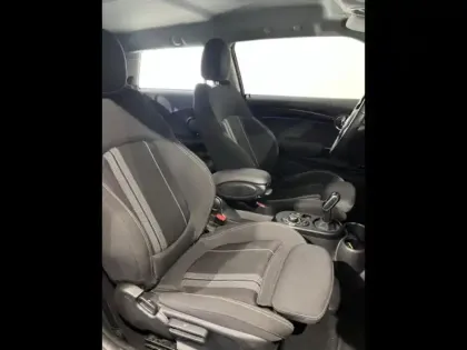 Photo 8 Mini Mini  Cooper SE 184ch Classic BVA 5CV