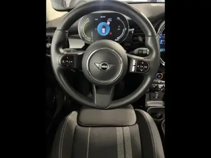 Photo 5 Mini Mini  Cooper SE 184ch Classic BVA 5CV