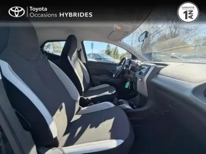 Photo 13 Toyota Aygo Gén. II Ph1 x-play 5