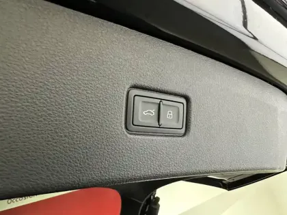 Photo 32 Audi Q5  Sportback 55 TFSIe 367 S tronic 7 Quattro