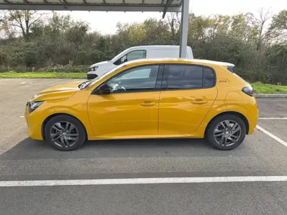 Photo 19 Peugeot 208  PureTech 75 S&S BVM5