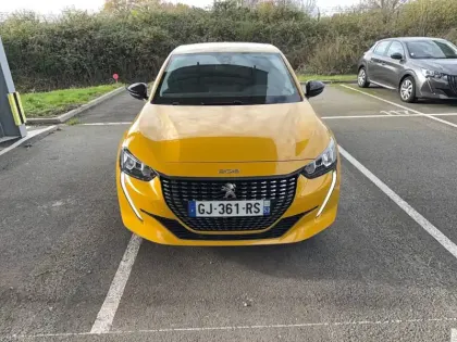 Photo 18 Peugeot 208  PureTech 75 S&S BVM5