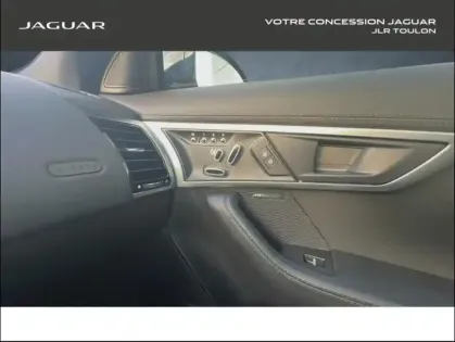 Photo 10 Jaguar F-Type Gén. I Ph3 R-Dynamic Black 2