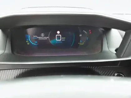 Photo 9 Peugeot 2008  Moteur électrique 136 ch