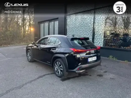 Photo 2 Lexus UX  300e Pack