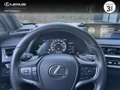 Photo 6 Lexus UX  300e Pack