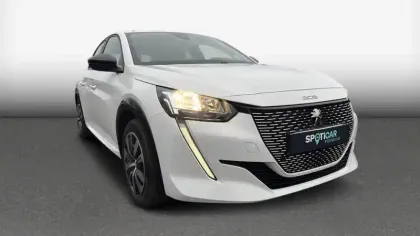 Photo 22 Peugeot 208  Electrique 50 kWh 136ch Active