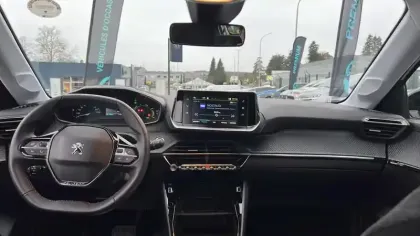 Photo 8 Peugeot 208  Electrique 50 kWh 136ch Active