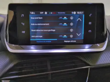 Photo 30 Peugeot 208  PureTech 75 S&S BVM5