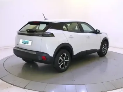 Photo 24 Peugeot 2008  PureTech 100 S&S BVM6