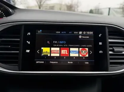 Photo 11 Peugeot 308  1.5 BlueHDi 100ch E6.c S&S Style