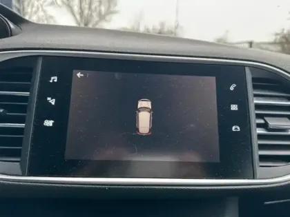 Photo 14 Peugeot 308  1.5 BlueHDi 100ch E6.c S&S Style