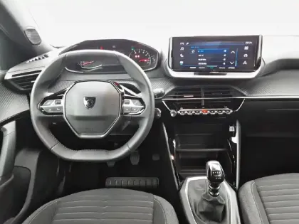 Photo 28 Peugeot 2008  PureTech 100 S&S BVM6