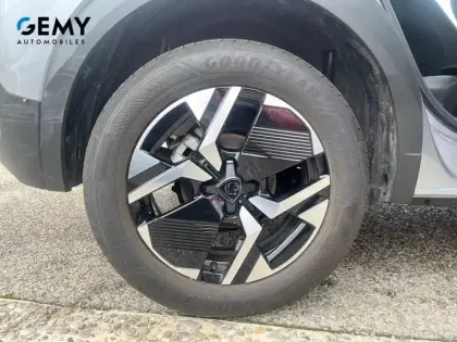 Photo 10 Peugeot 2008  PureTech 100 S&S BVM6