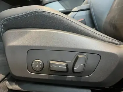 Photo 13 BMW Serie 1 Série 1 M135A xDrive 300ch M Performance