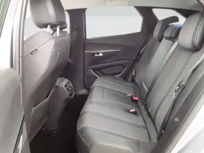 Photo 28 Peugeot 3008  Hybrid 225 e-EAT8