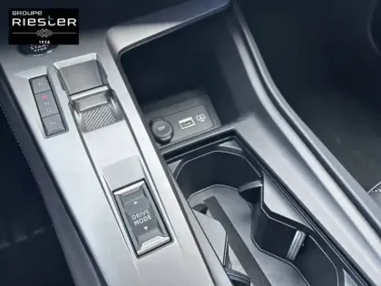 Photo 19 Peugeot 308  SW PureTech 130ch S&S EAT8