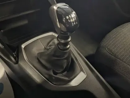 Photo 13 Peugeot 208  100 S&S BVM6