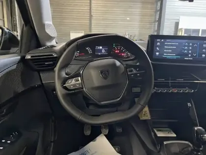 Photo 8 Peugeot 208  100 S&S BVM6