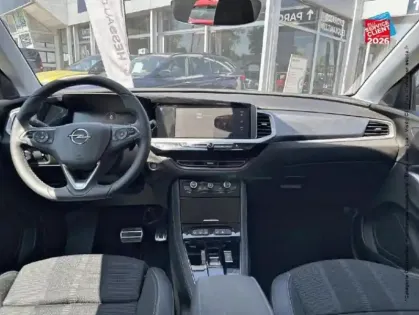 Photo 22 Opel Grandland  1.6 Turbo 225ch Hybride Elegance Business MY23