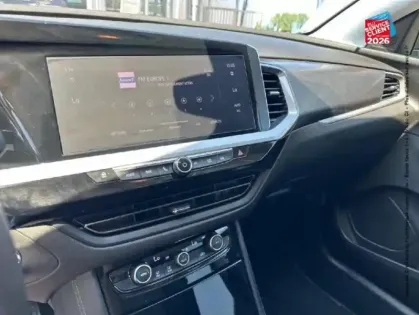 Photo 28 Opel Grandland  1.6 Turbo 225ch Hybride Elegance Business MY23