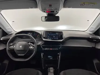 Photo 41 Peugeot 208  Electrique 50 kWh 136ch