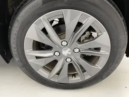 Photo 35 Peugeot 208  Electrique 50 kWh 136ch