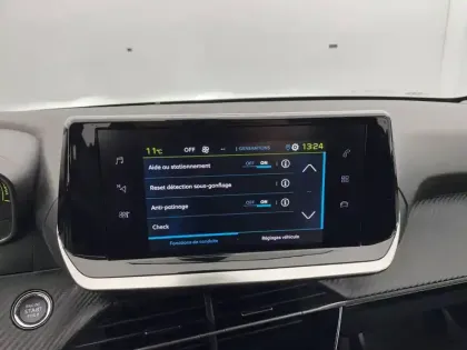 Photo 39 Peugeot 208  Electrique 50 kWh 136ch