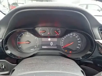 Photo 9 Opel Corsa Gén. VI Ph1 NG Edition 5