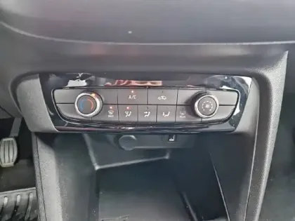 Photo 19 Opel Corsa Gén. VI Ph1 NG Edition 5