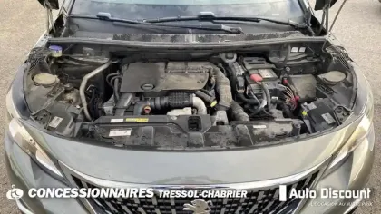 Photo 6 Peugeot 3008  1.6 BlueHDi 120ch S&S BVM6 Allure