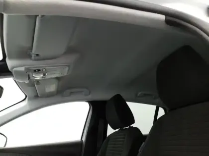 Photo 24 Peugeot 208 Gén. II Ph1 NG Style 5