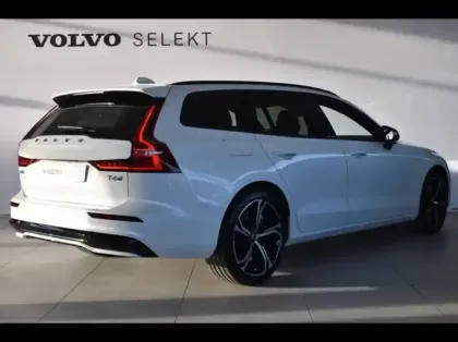 Photo 18 Volvo V60  T6 AWD 253+145ch Plus Style Dark Geartronic 8