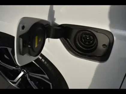 Photo 21 Volvo V60  T6 AWD 253+145ch Plus Style Dark Geartronic 8