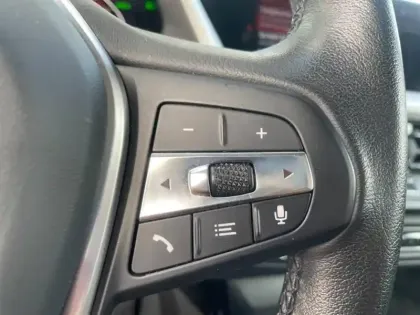 Photo 25 BMW Serie 1 Gén. III (F40) Ph1 Edition M Design 5