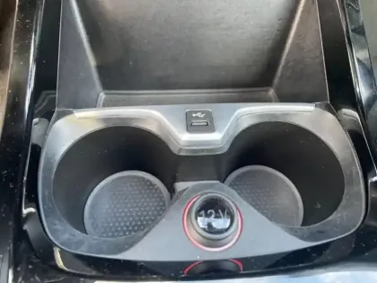 Photo 27 BMW Serie 1 Gén. III (F40) Ph1 Edition M Design 5