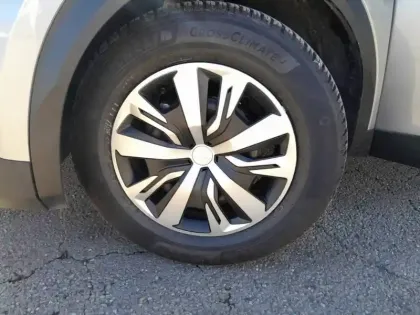 Photo 26 Peugeot 2008  PureTech 100 S&S BVM6